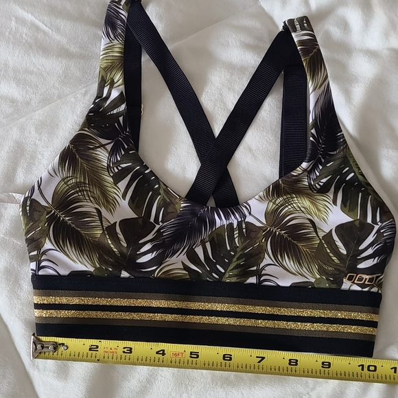 LIKE NEW! Lorna Jane “Vintage Palm” Yoga Sports Bra! - Picture 9 of 9
